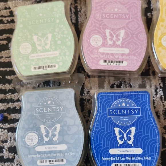 Scentsy Colorful Wax Melts Collection - Picture 4 of 5